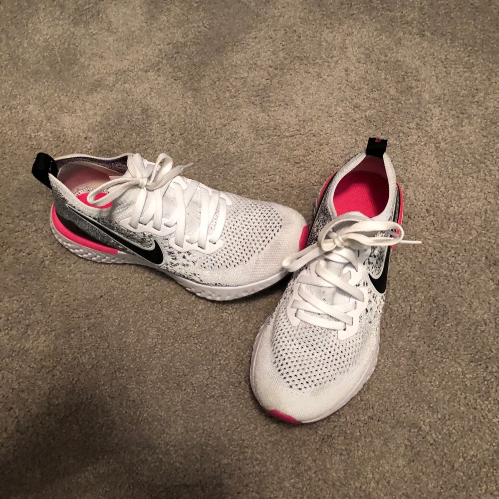Women’s Nike Epic React Flyknit Tennis Shoes